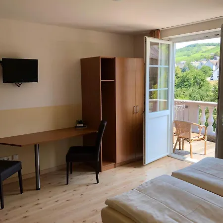 Hotell & Restaurant Bruehler Hof *