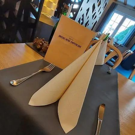 & Restaurant Bruehler Hof *