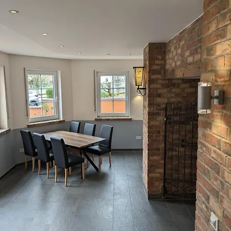 & Restaurant Bruehler Hof * Винтрих