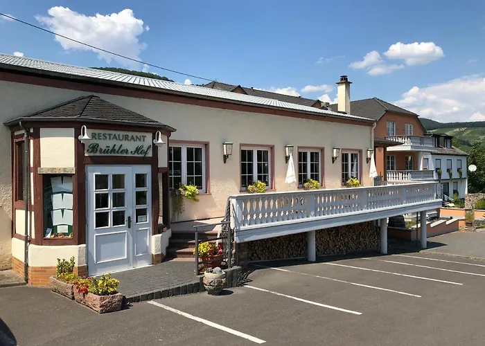 & Restaurant Bruehler Hof Hotel